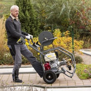 Водоструйна машина с дизелов двигател KARCHER HD 9/23 DE